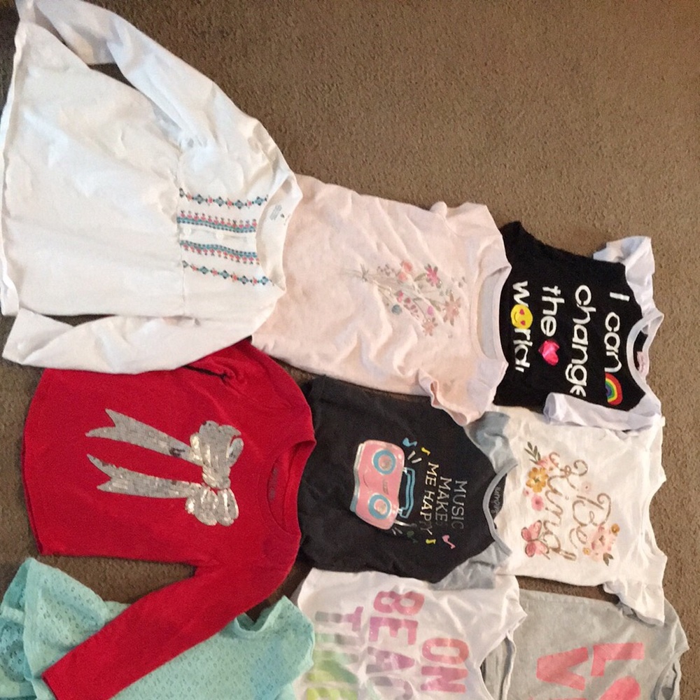 4/4T shirt lot. Will not separate.